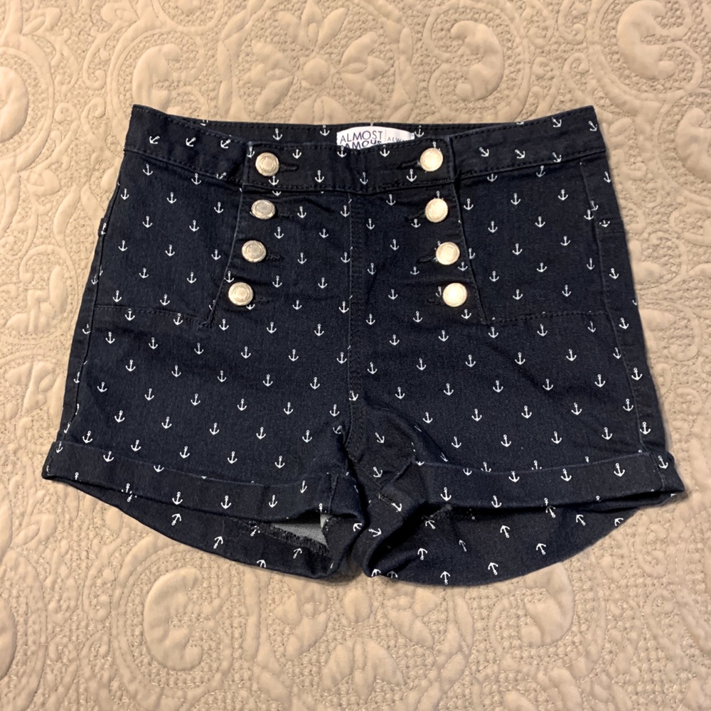 Anchor print shorts